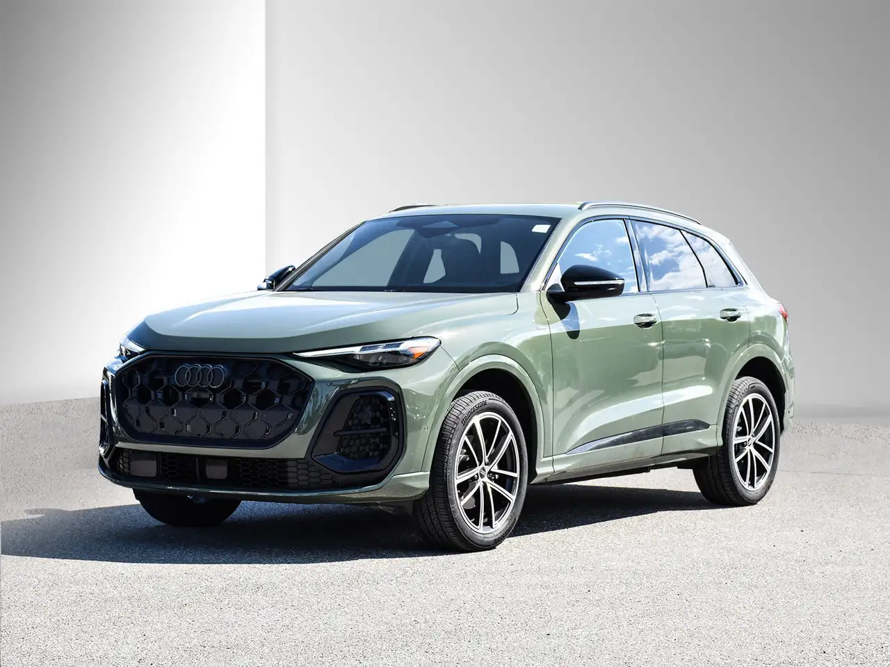Audi Q5 - Image 1