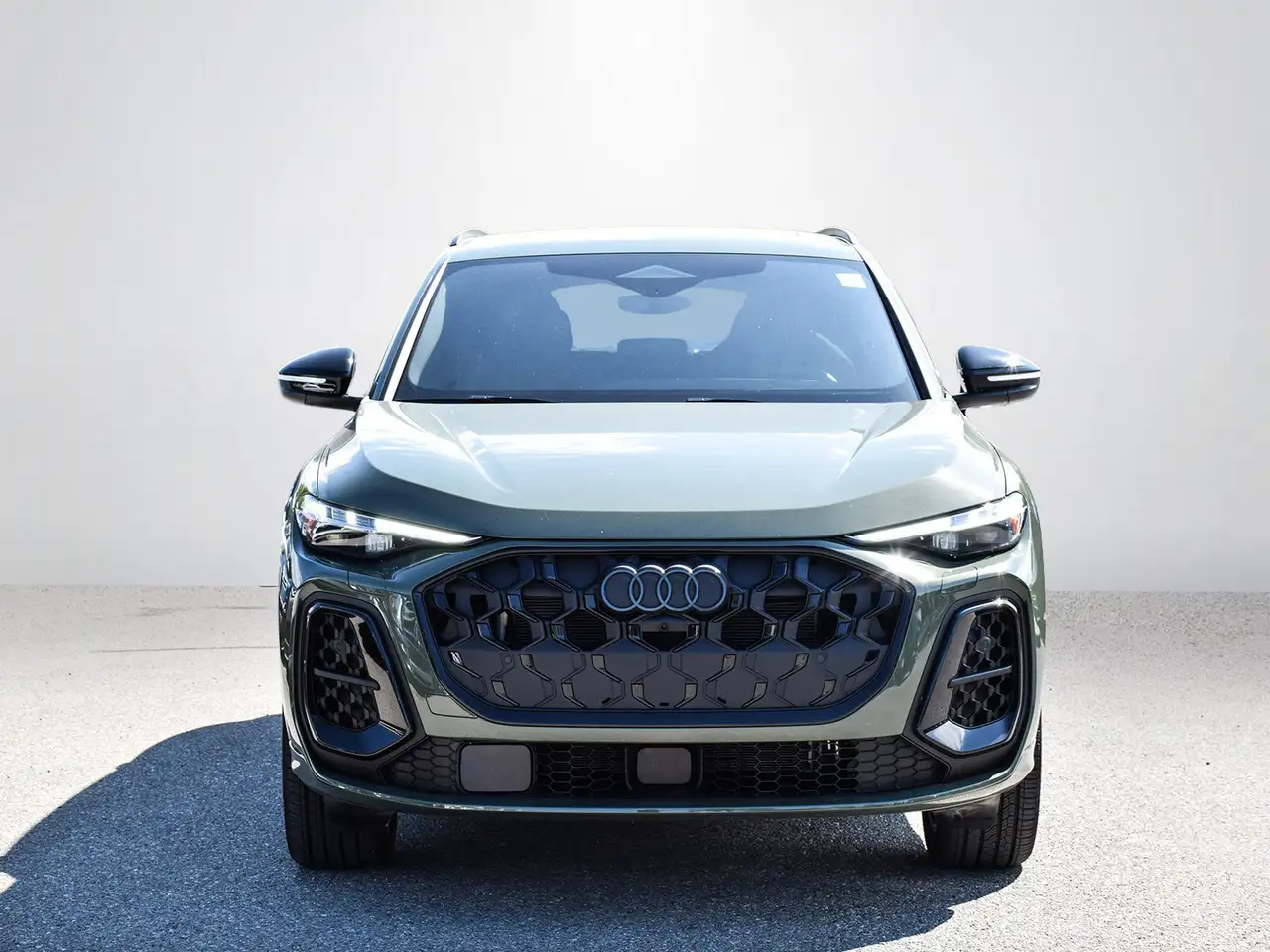 Audi Q5 - Image 2