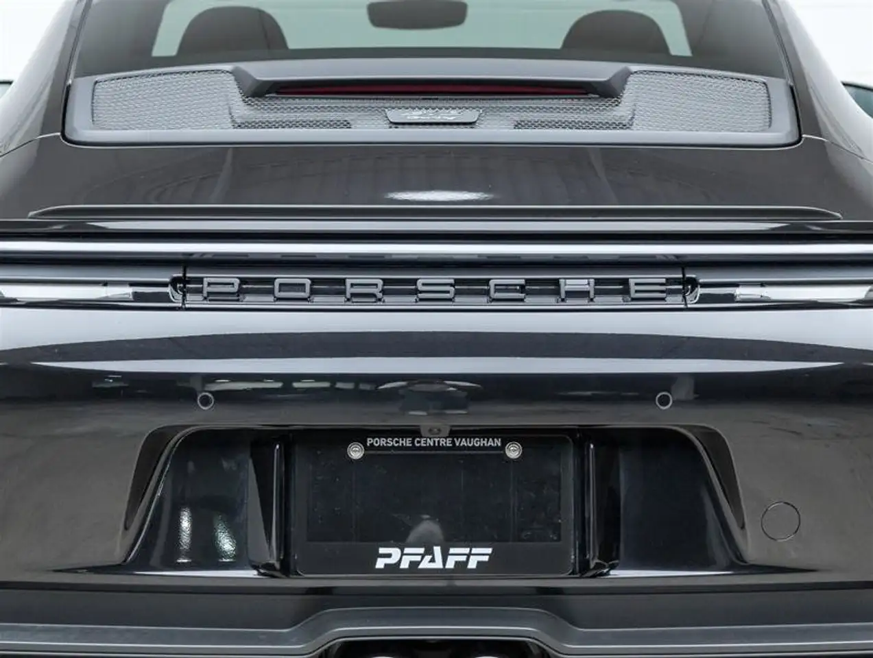 Porsche 911 - Image 20