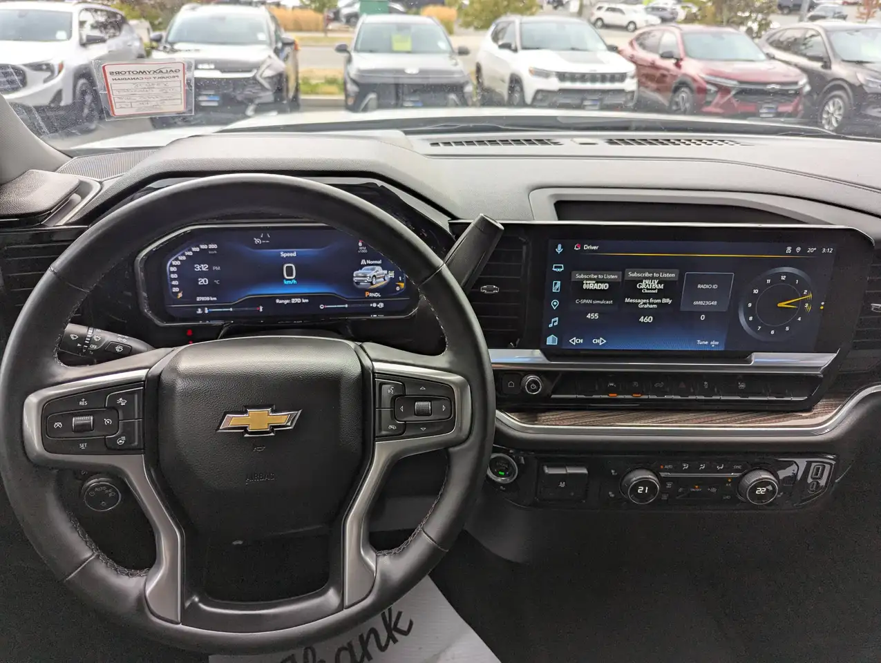 Chevrolet Silverado 1500 - Image 14