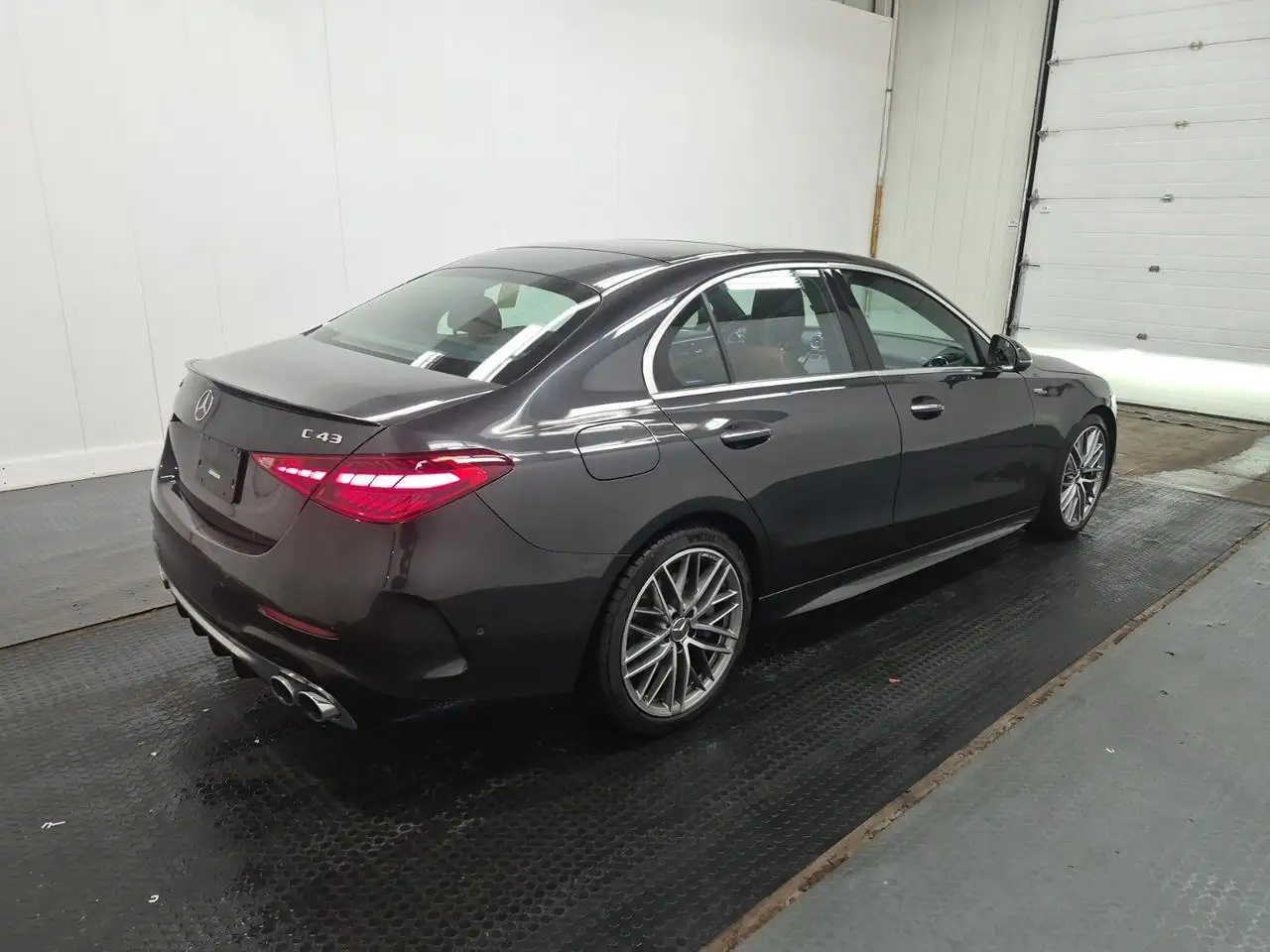 Mercedes-Benz C-Class - Image 2