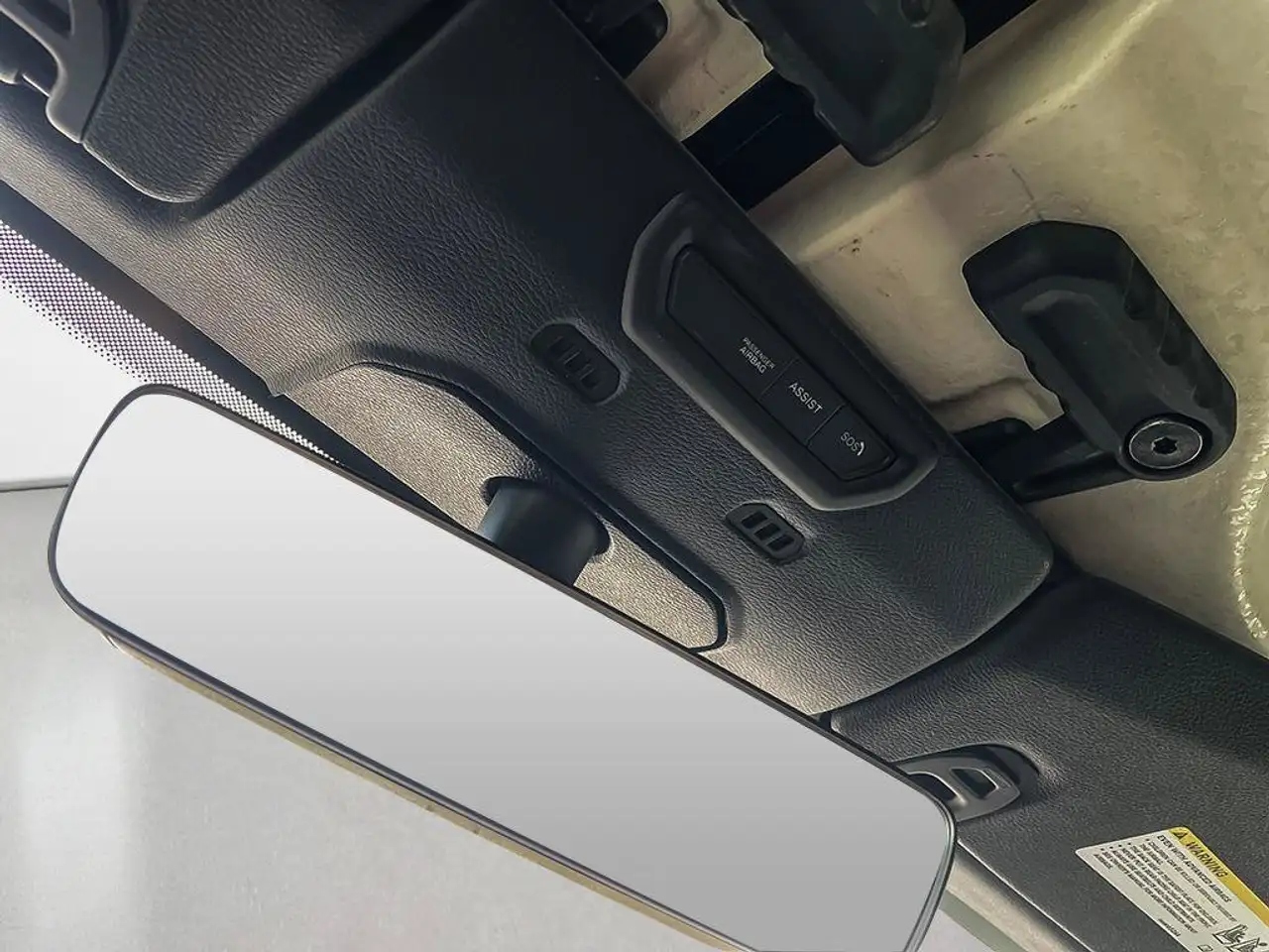 Jeep Wrangler - Image 23