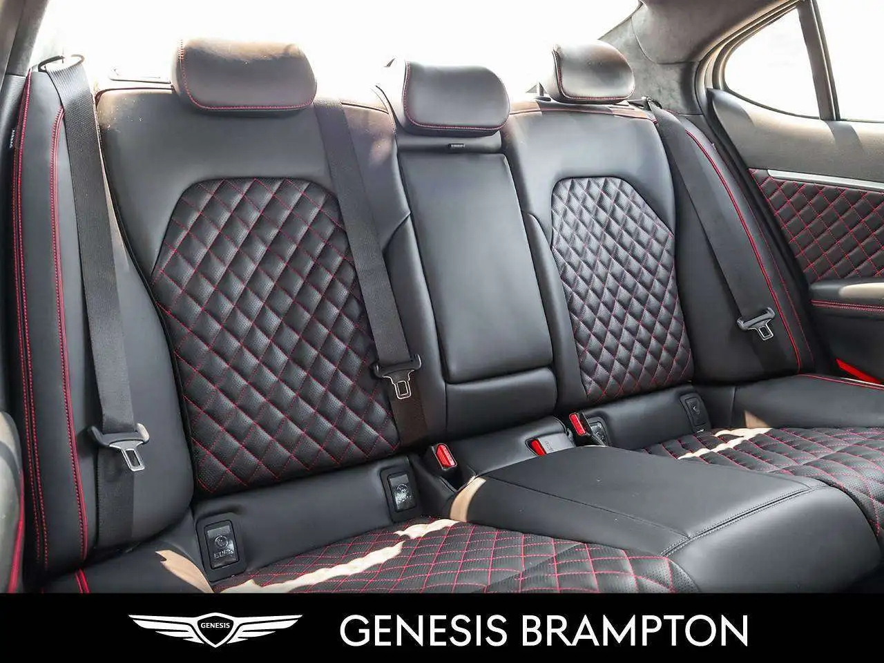 Genesis G70 - Image 16