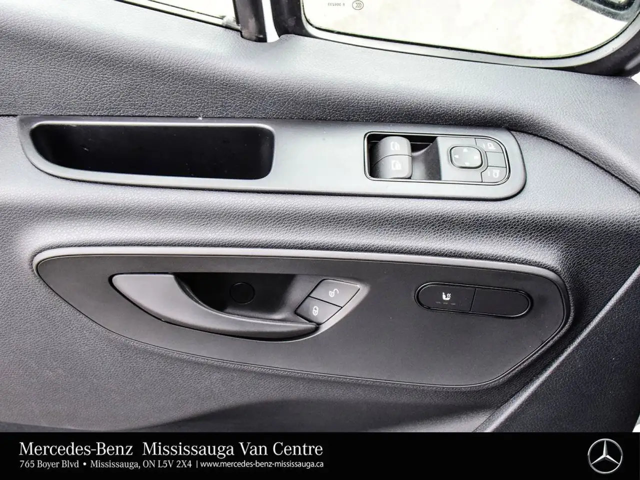 Mercedes-Benz Sprinter - Image 12