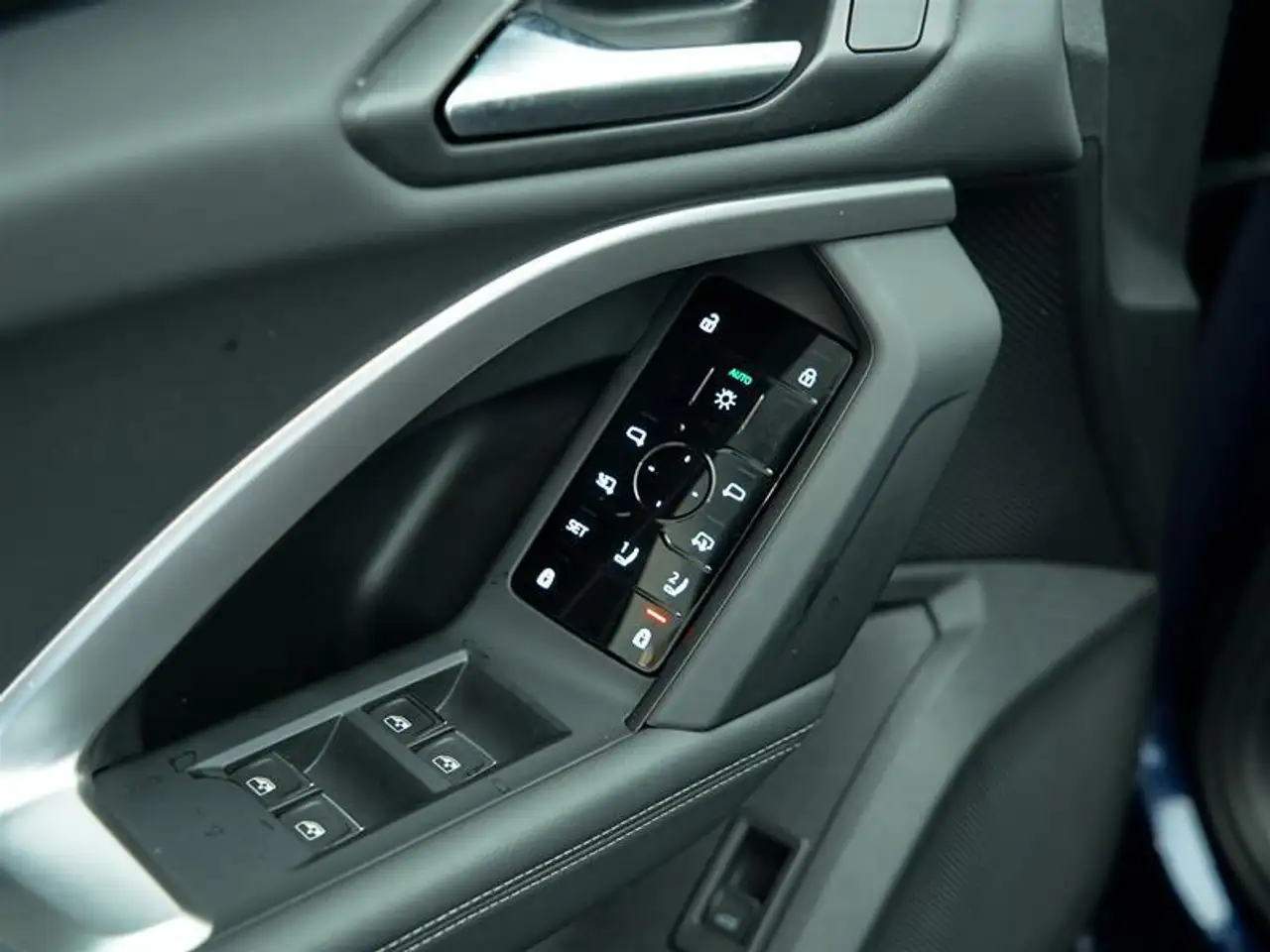 Audi Q5 - Image 26