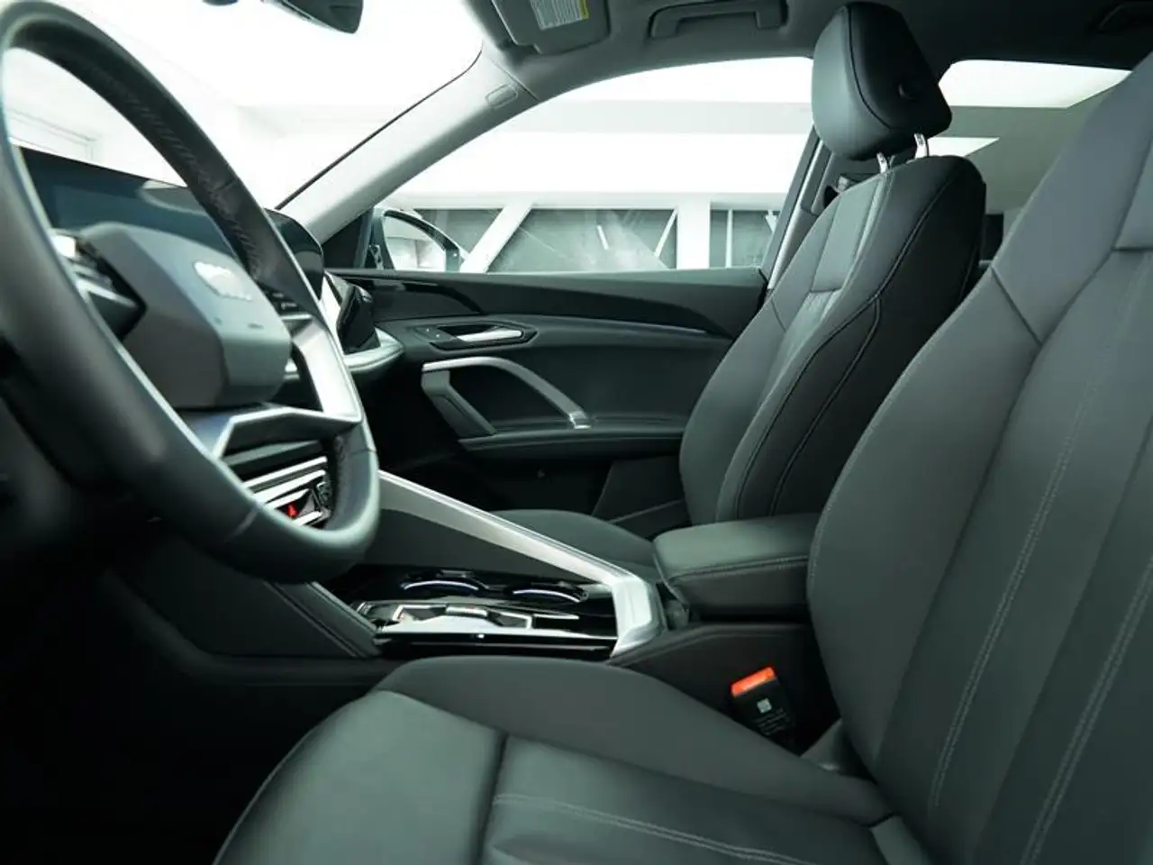 Audi Q5 - Image 17