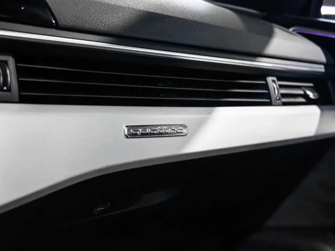 Audi S5 - Image 25