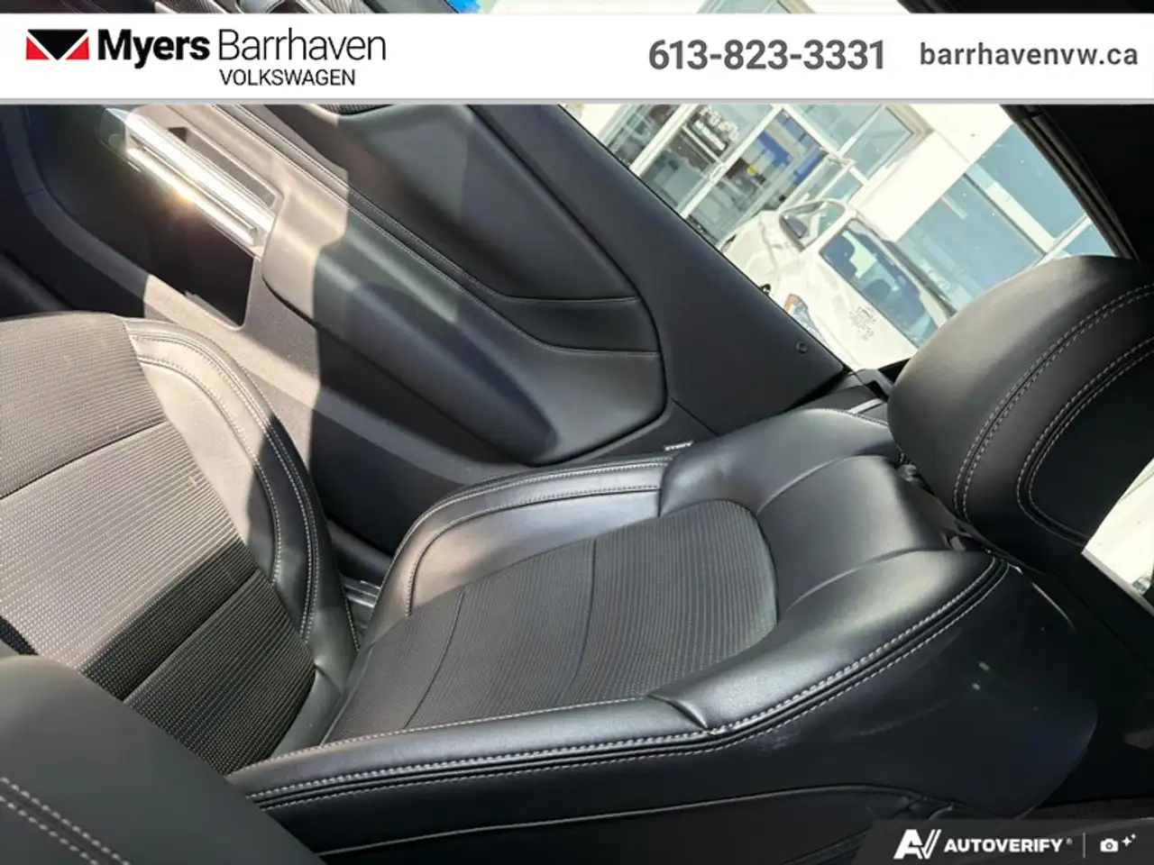 Ford Mustang - Image 28