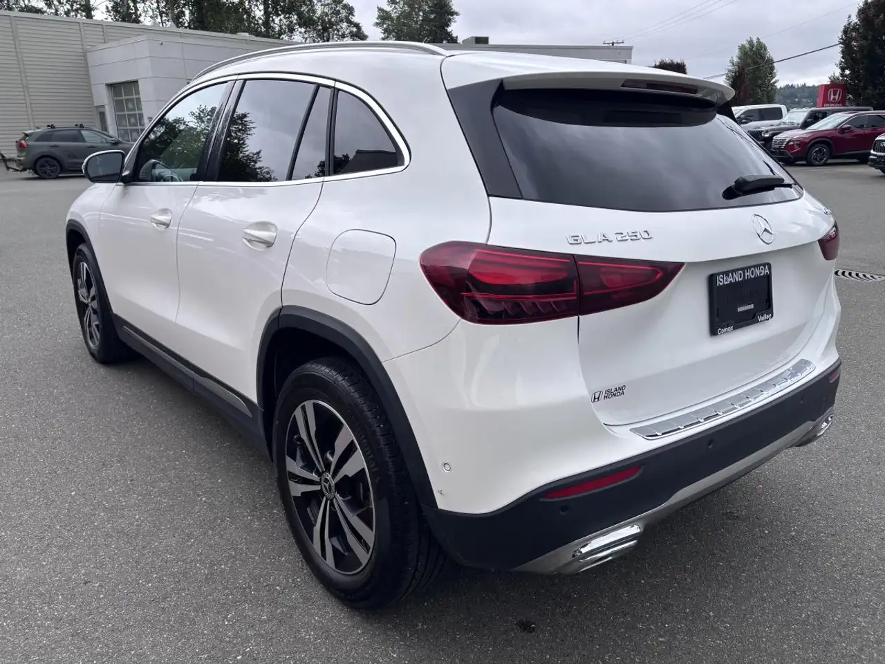 Mercedes-Benz GLA - Image 5