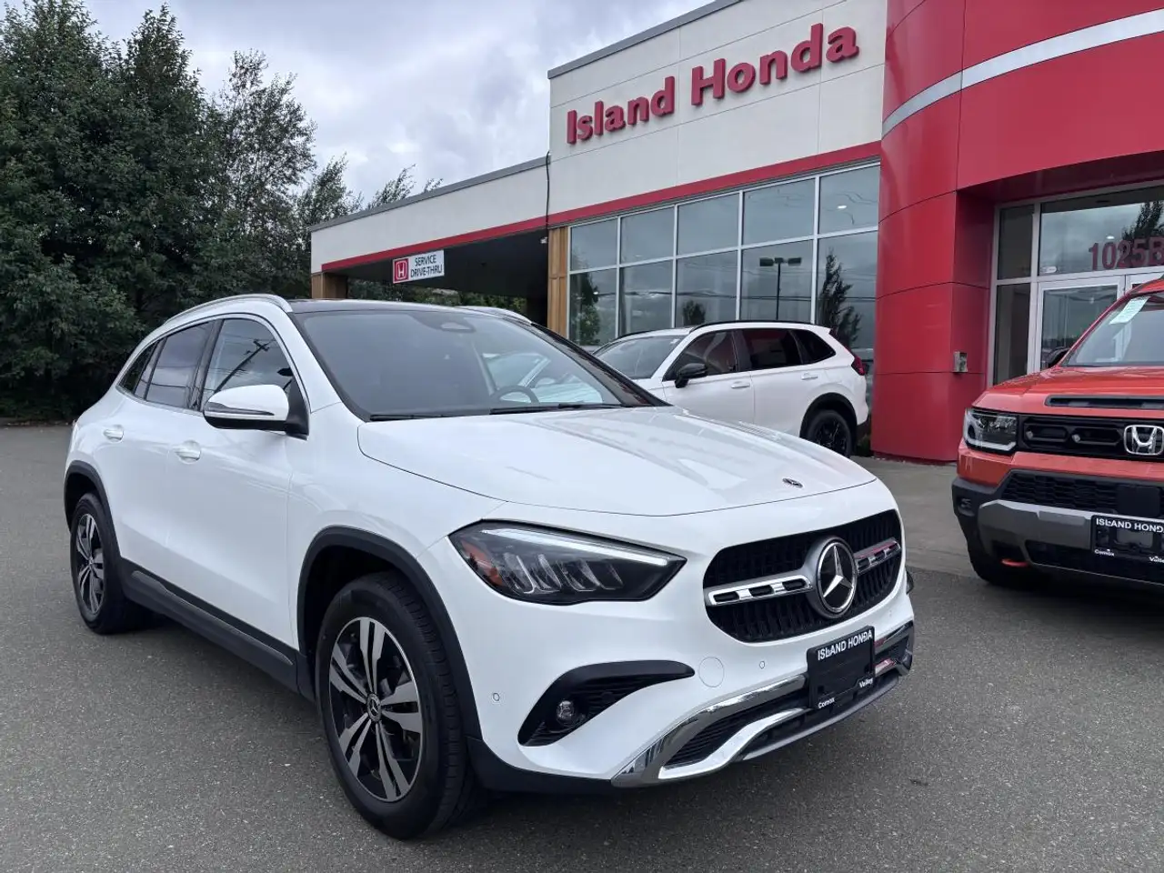 Mercedes-Benz GLA - Image 1