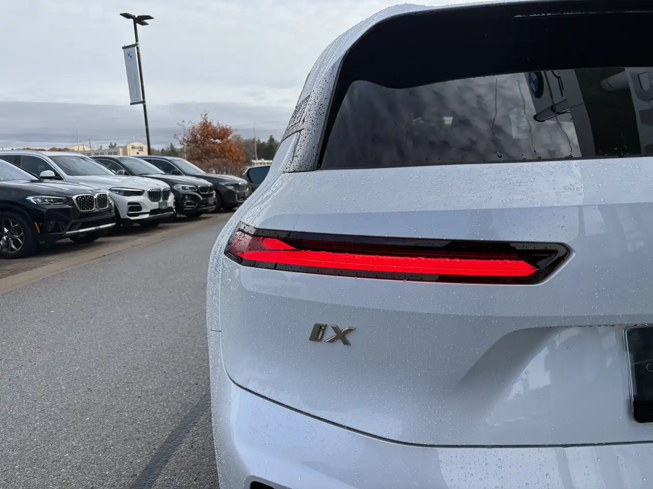 BMW iX - Image 9