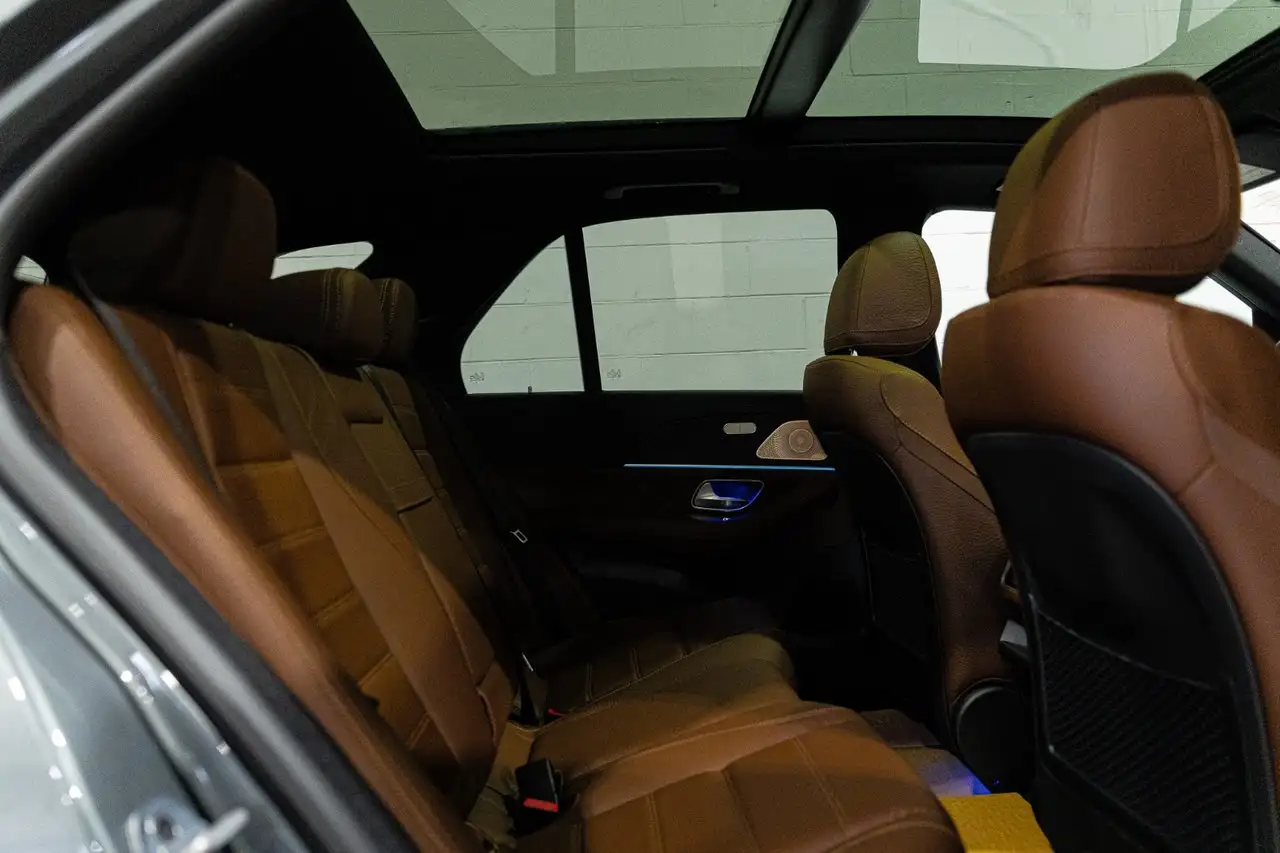 Mercedes-Benz GLE - Image 22