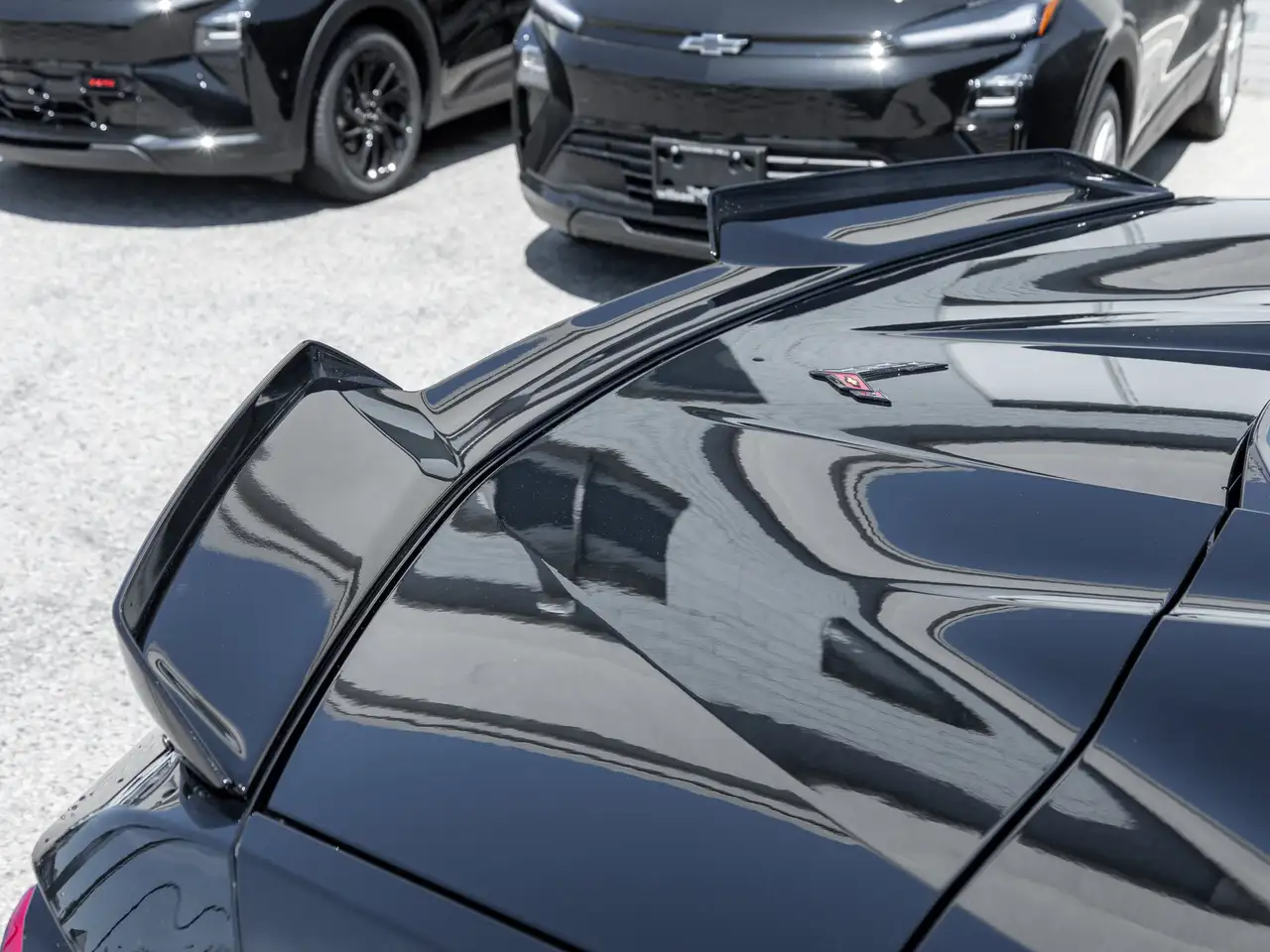 Chevrolet Corvette - Image 11