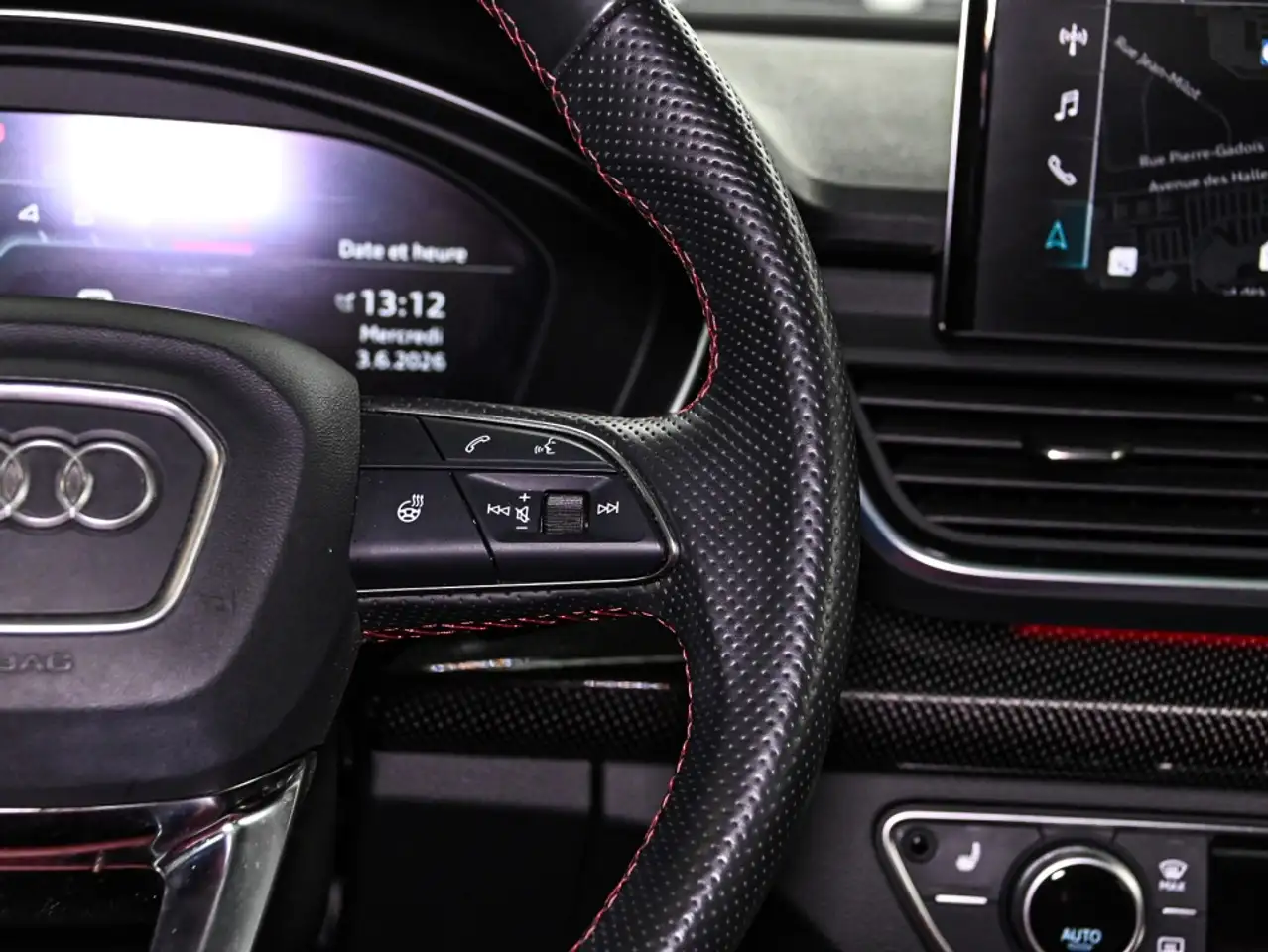 Audi SQ5 - Image 29