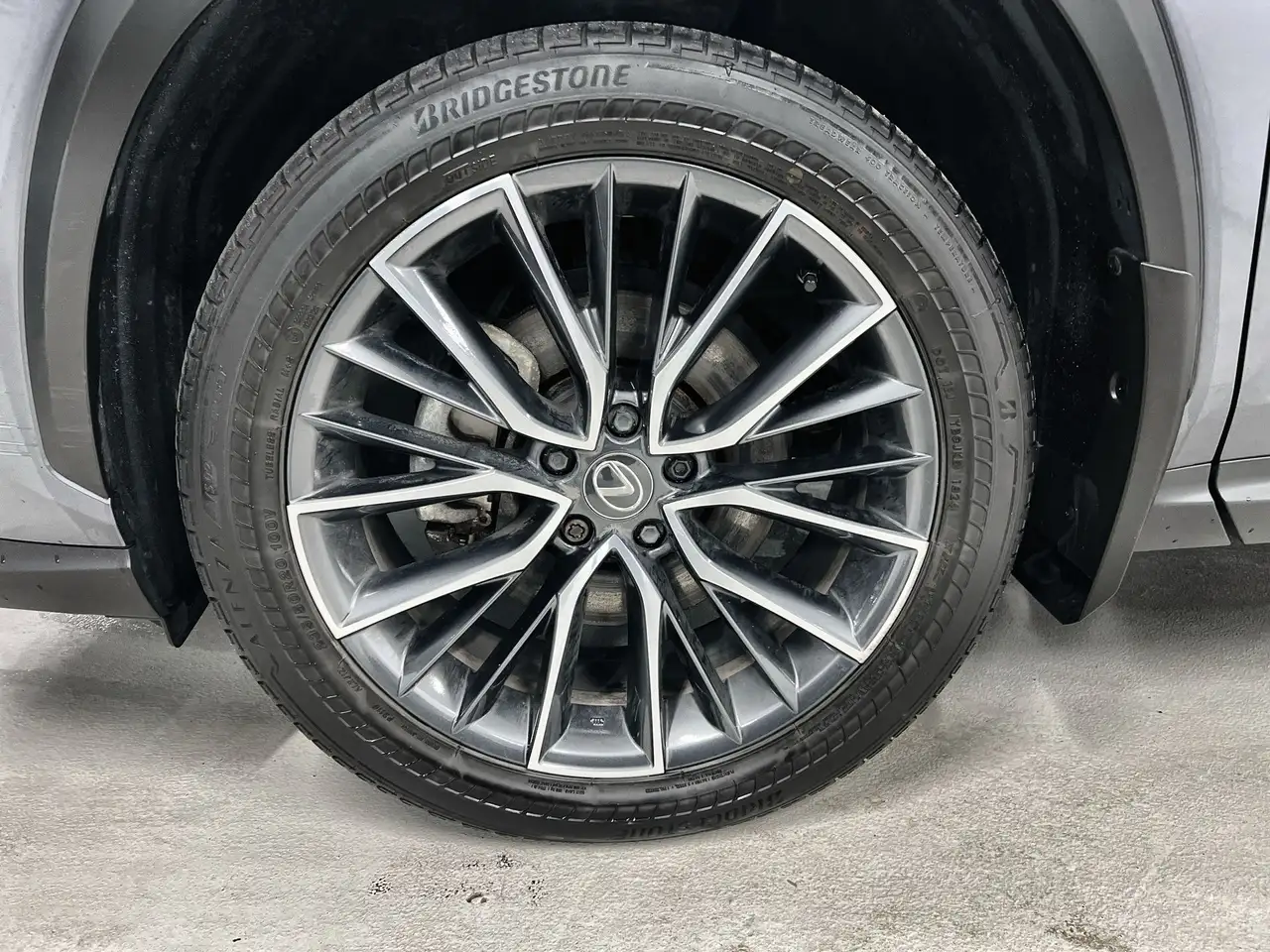 Lexus NX - Image 22