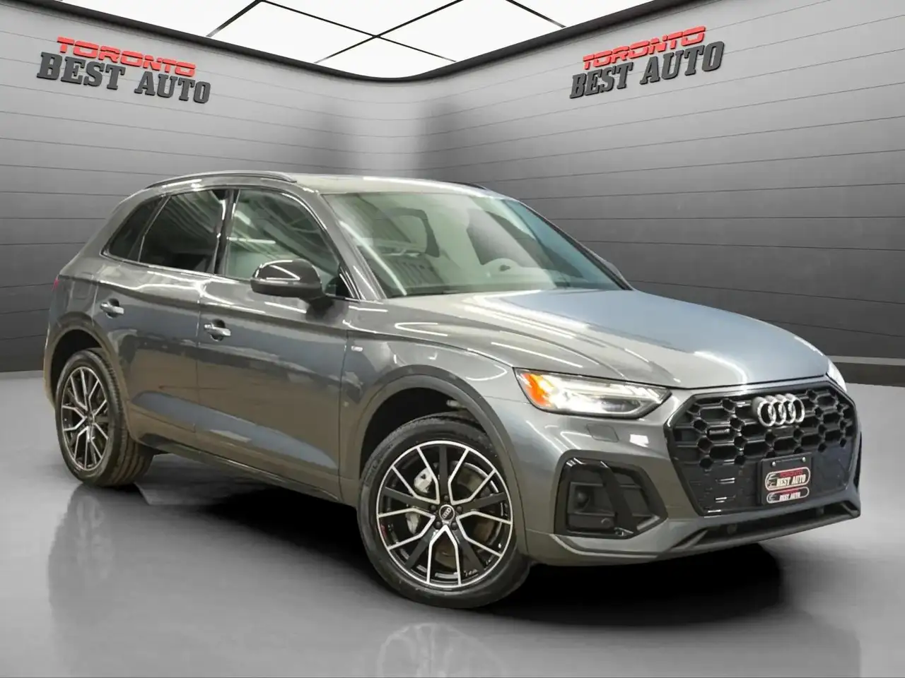 Audi Q5 - Image 1