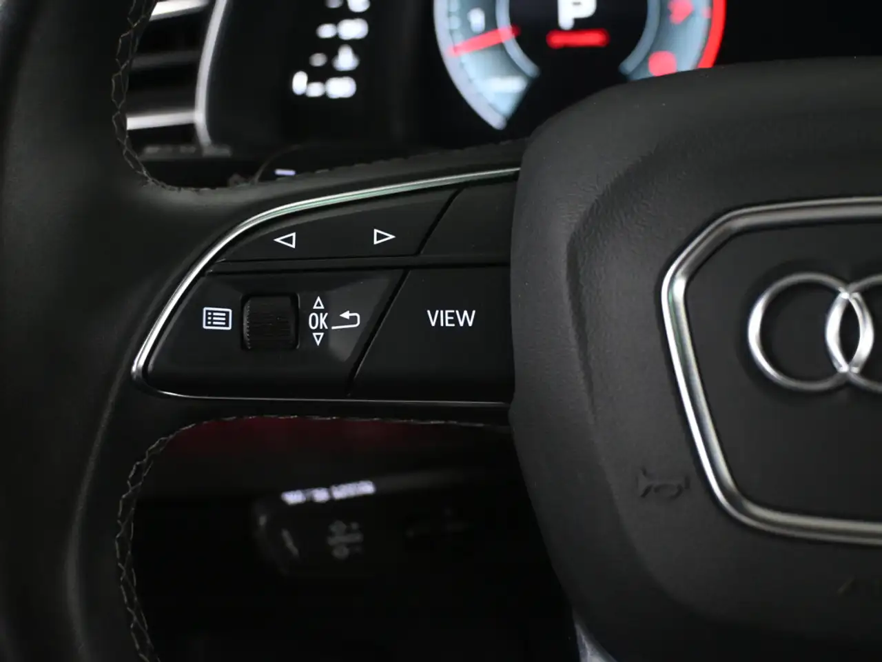 Audi Q8 - Image 15