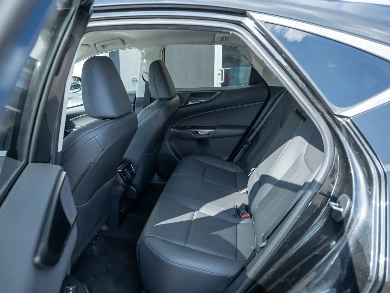 Lexus NX - Image 13