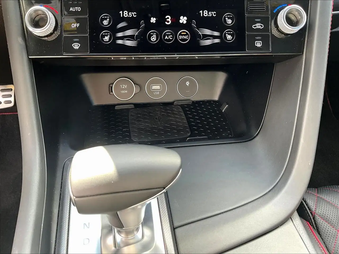 Genesis G70 - Image 17