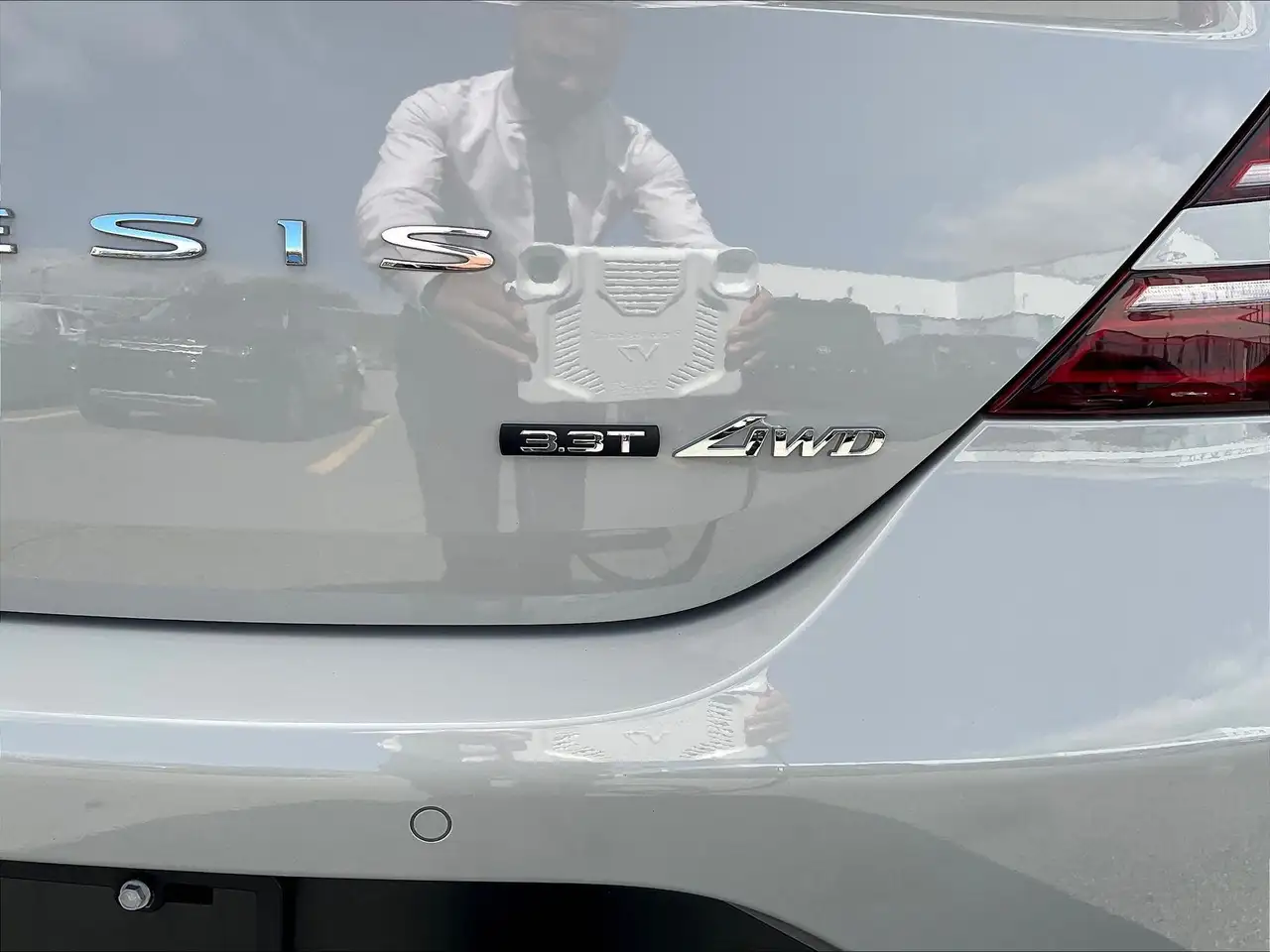 Genesis G70 - Image 26