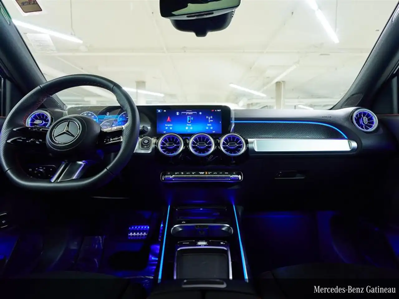 Mercedes-Benz GLB - Image 24