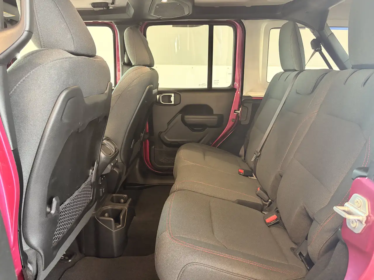 Jeep Wrangler - Image 24