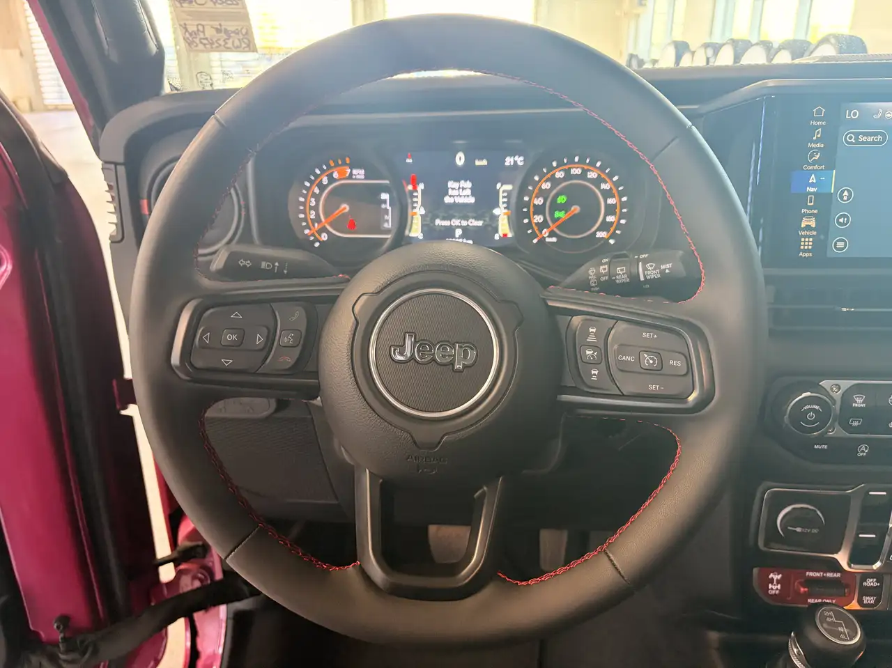 Jeep Wrangler - Image 27
