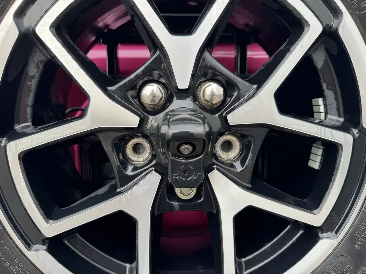 Jeep Wrangler - Image 8