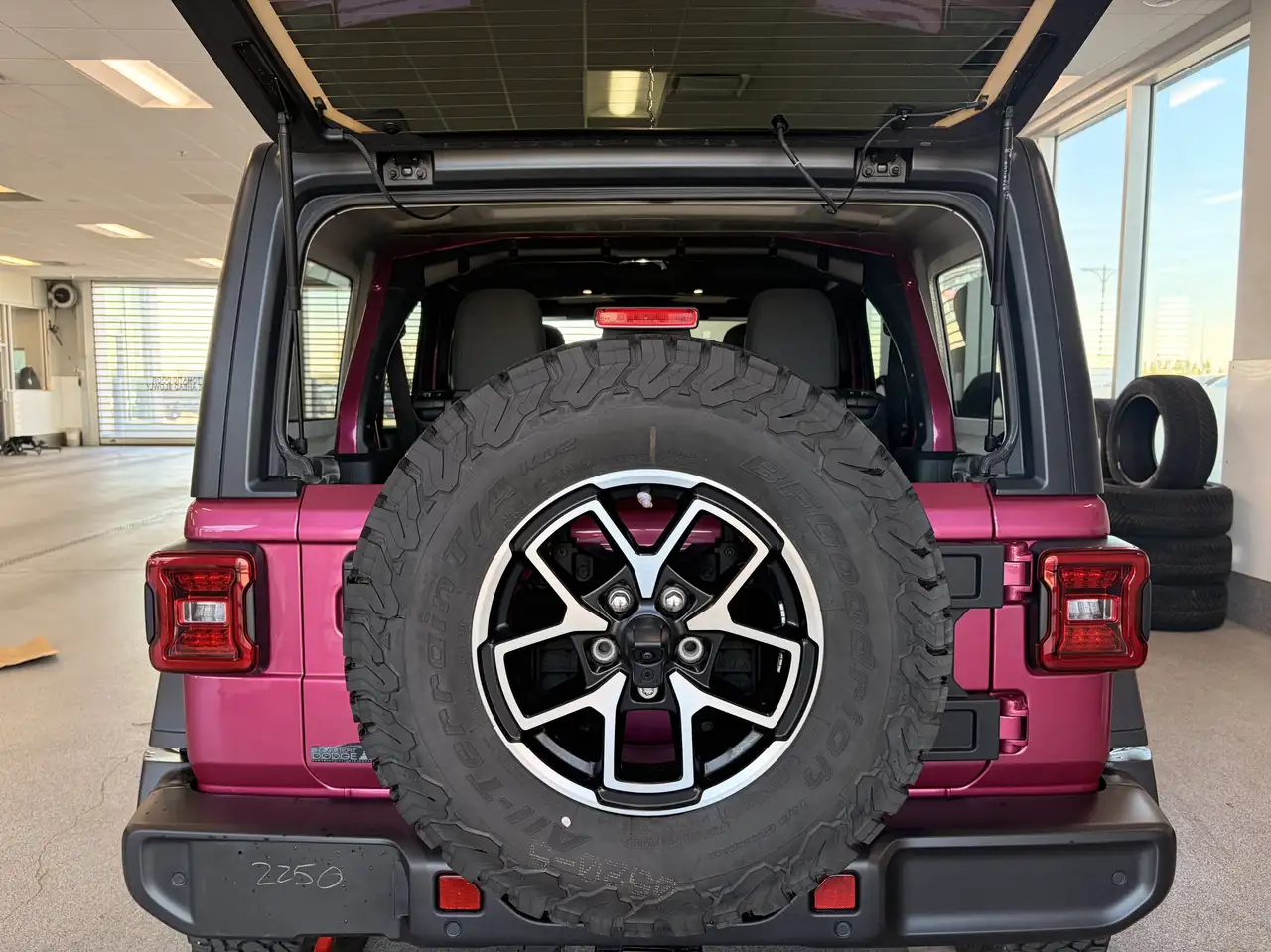 Jeep Wrangler - Image 6