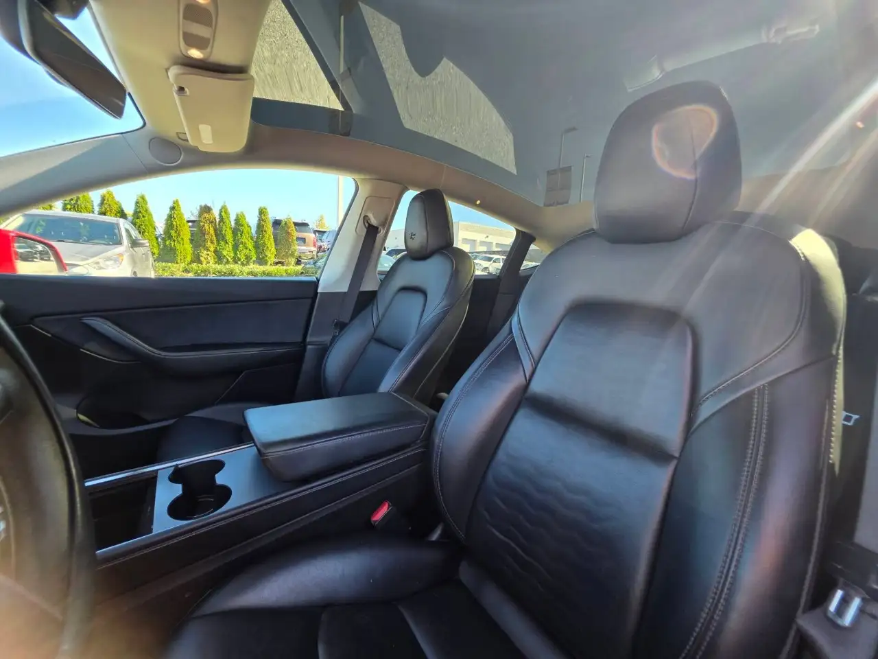 Tesla Model Y - Image 22