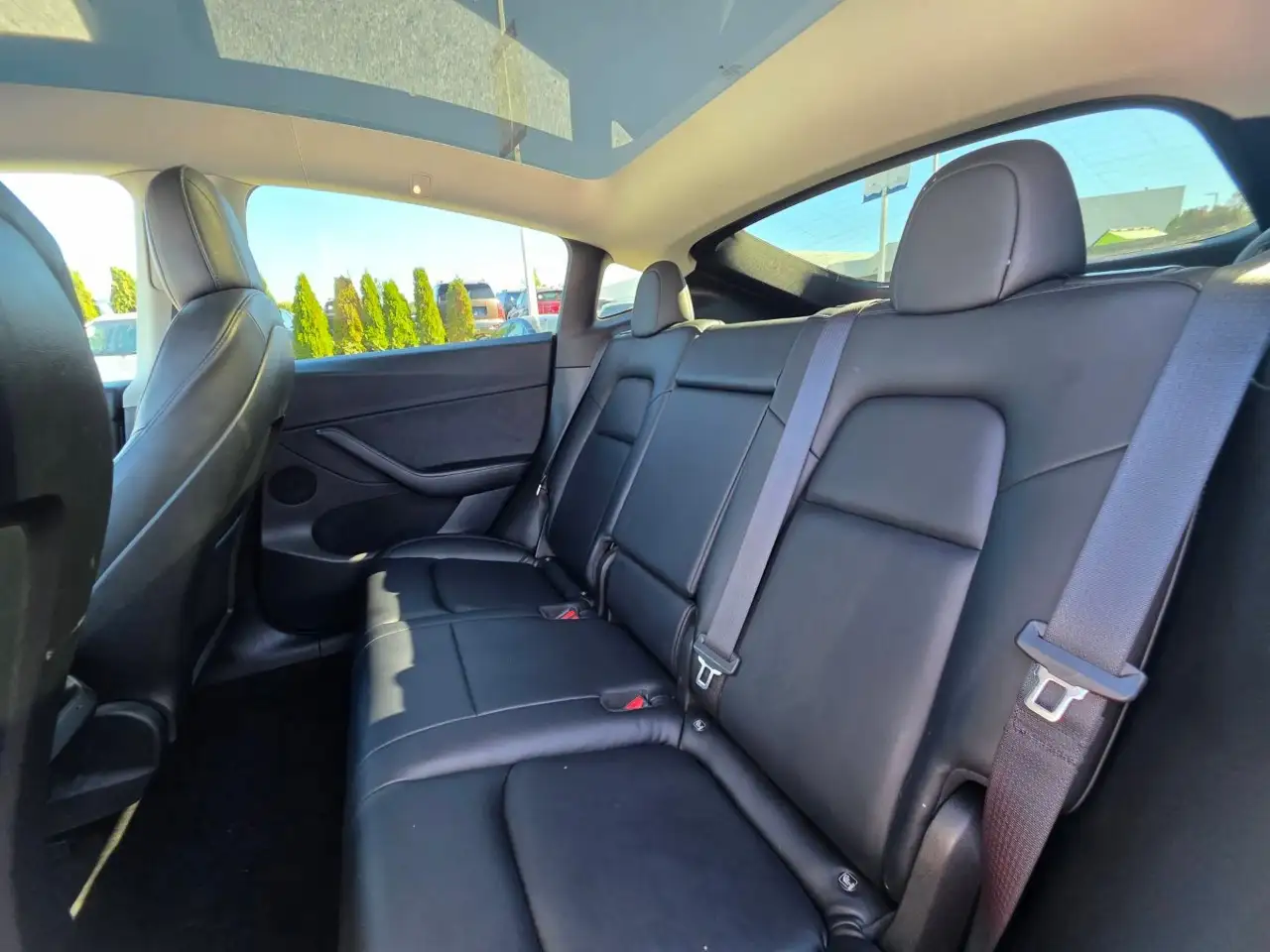 Tesla Model Y - Image 23