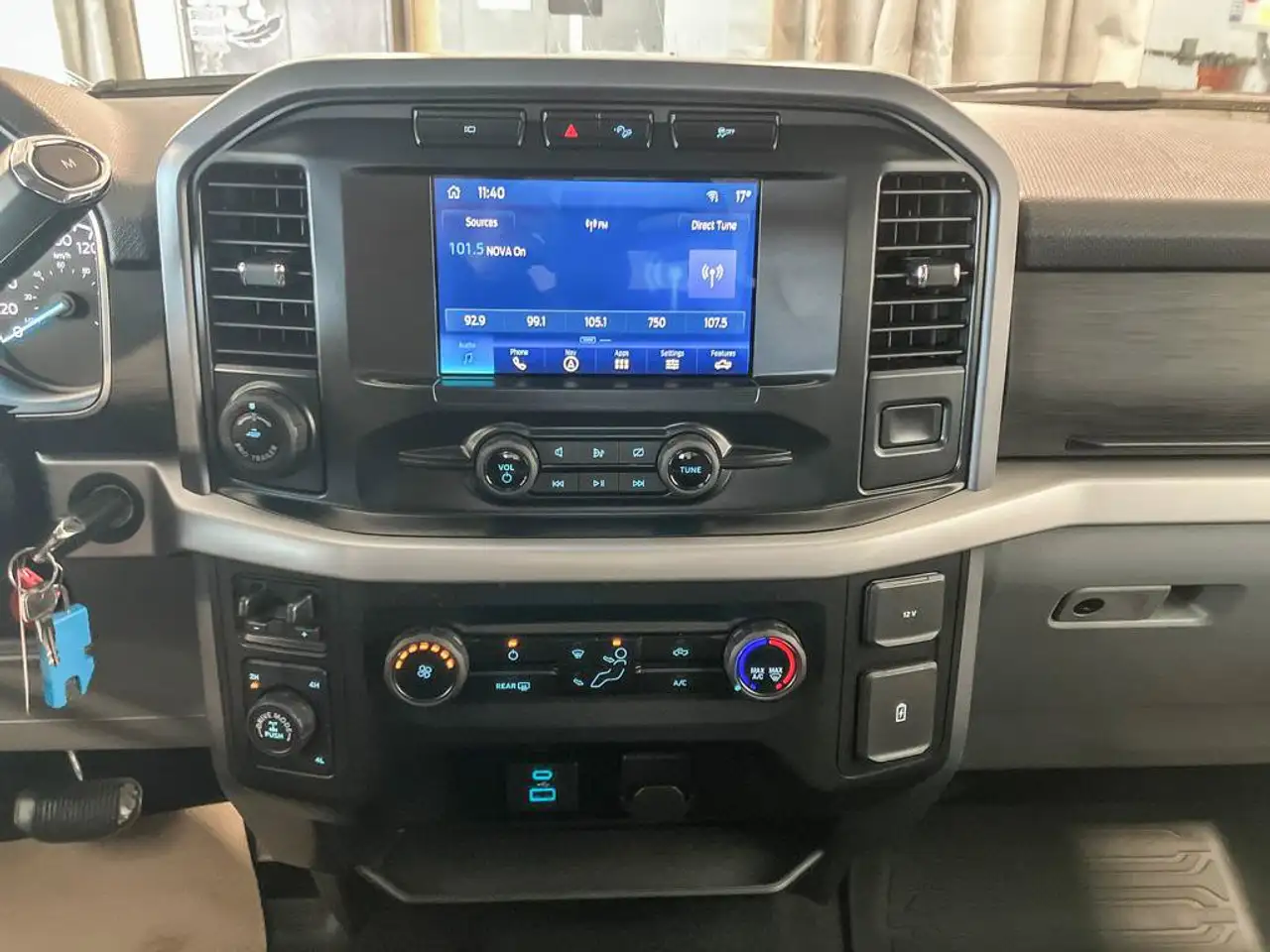 Ford F-150 - Image 24