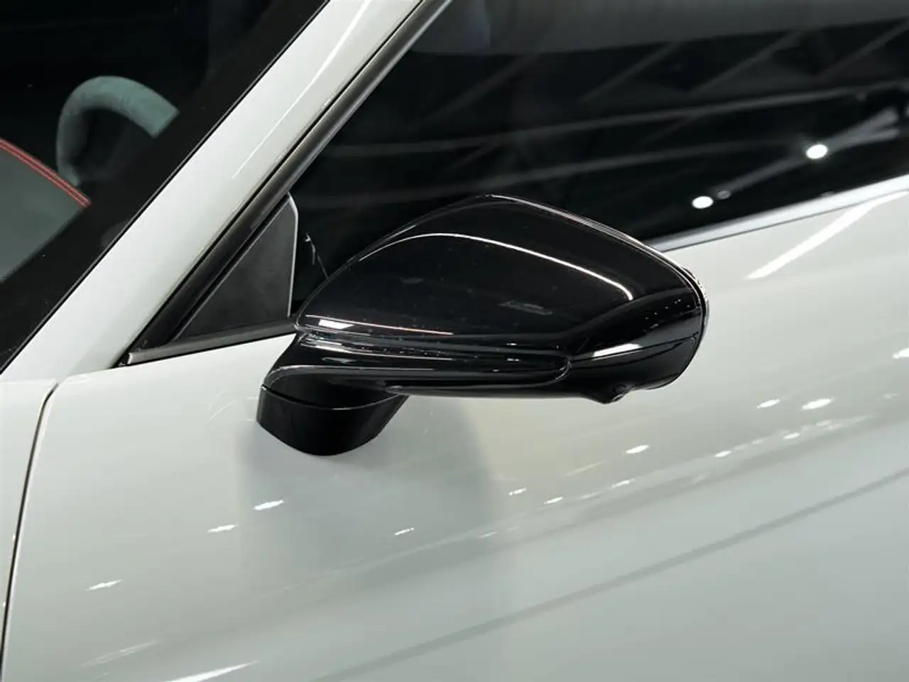 Porsche 911 - Image 14