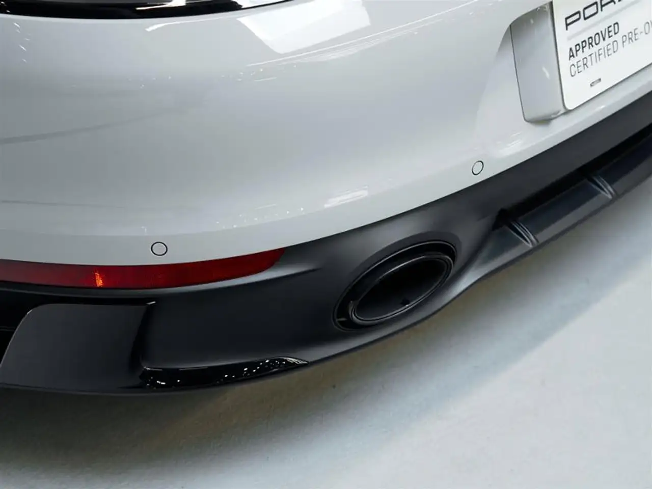 Porsche 911 - Image 15