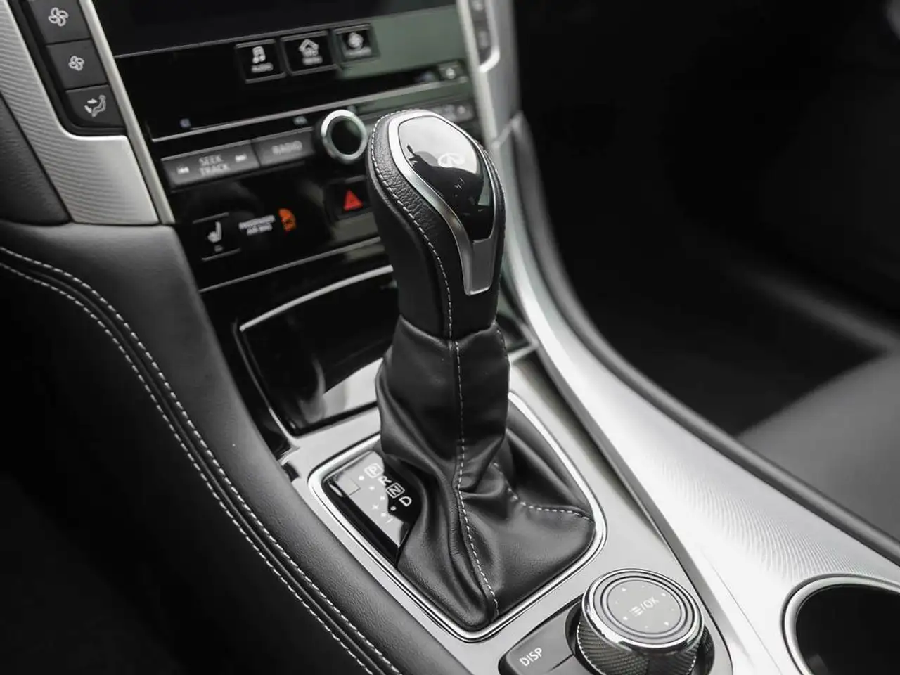Infiniti Q50 - Image 23