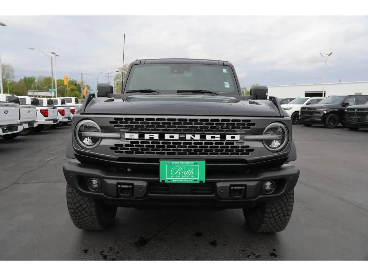 Ford Bronco - Image 10