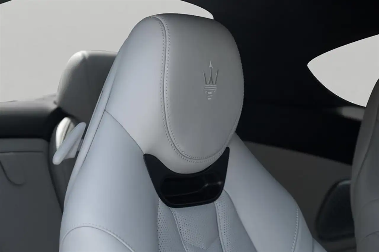 Maserati GranTurismo - Image 36