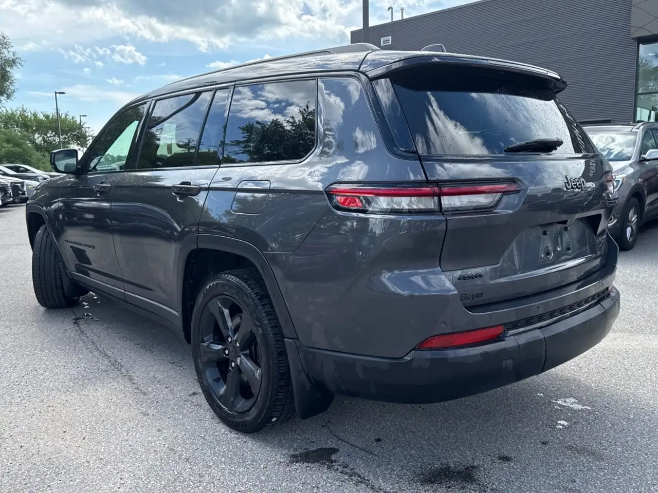 Jeep Grand Cherokee - Image 7