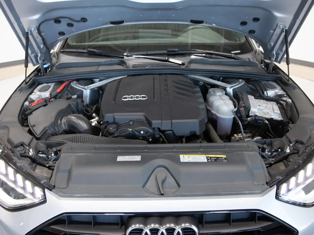 Audi A4 - Image 43