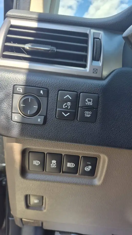 Lexus GX - Image 19