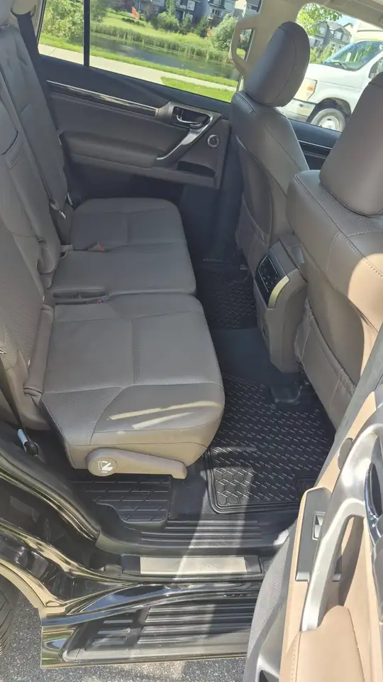 Lexus GX - Image 27