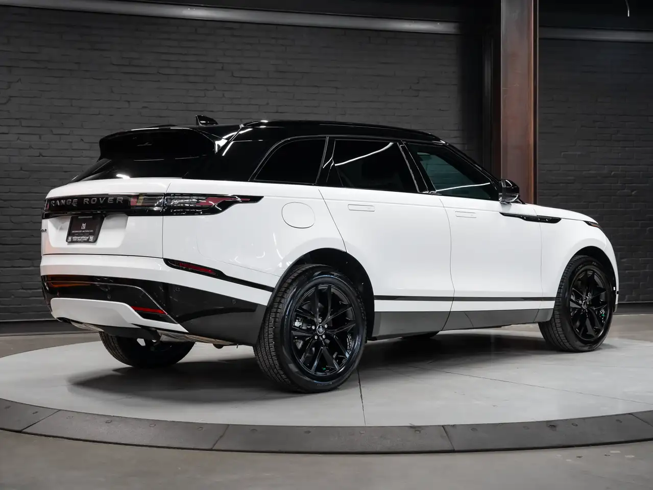 Land Rover Range Rover Velar - Image 7