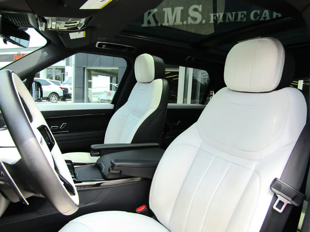 Land Rover Range Rover Sport - Image 13