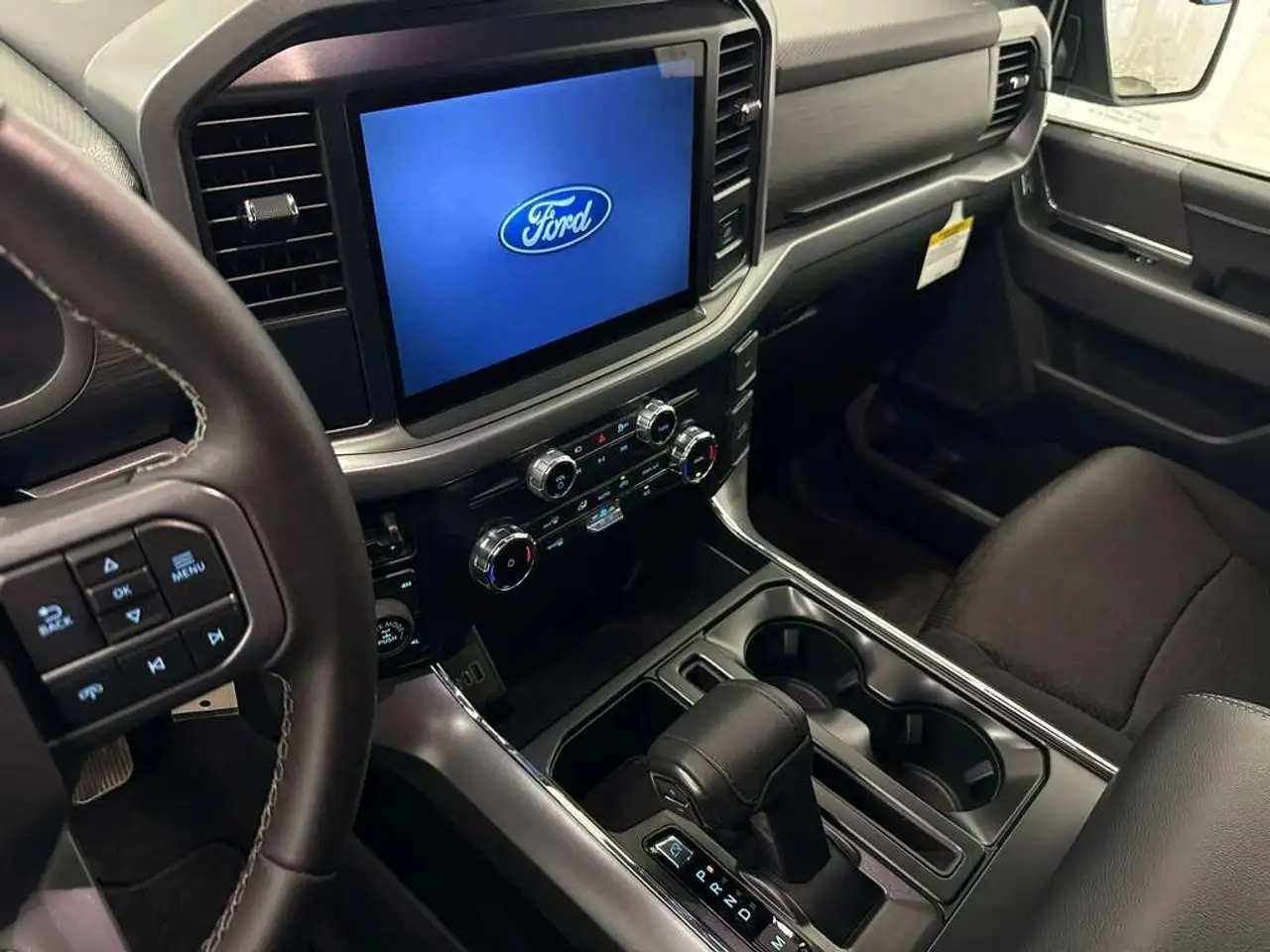 Ford F-150 - Image 23
