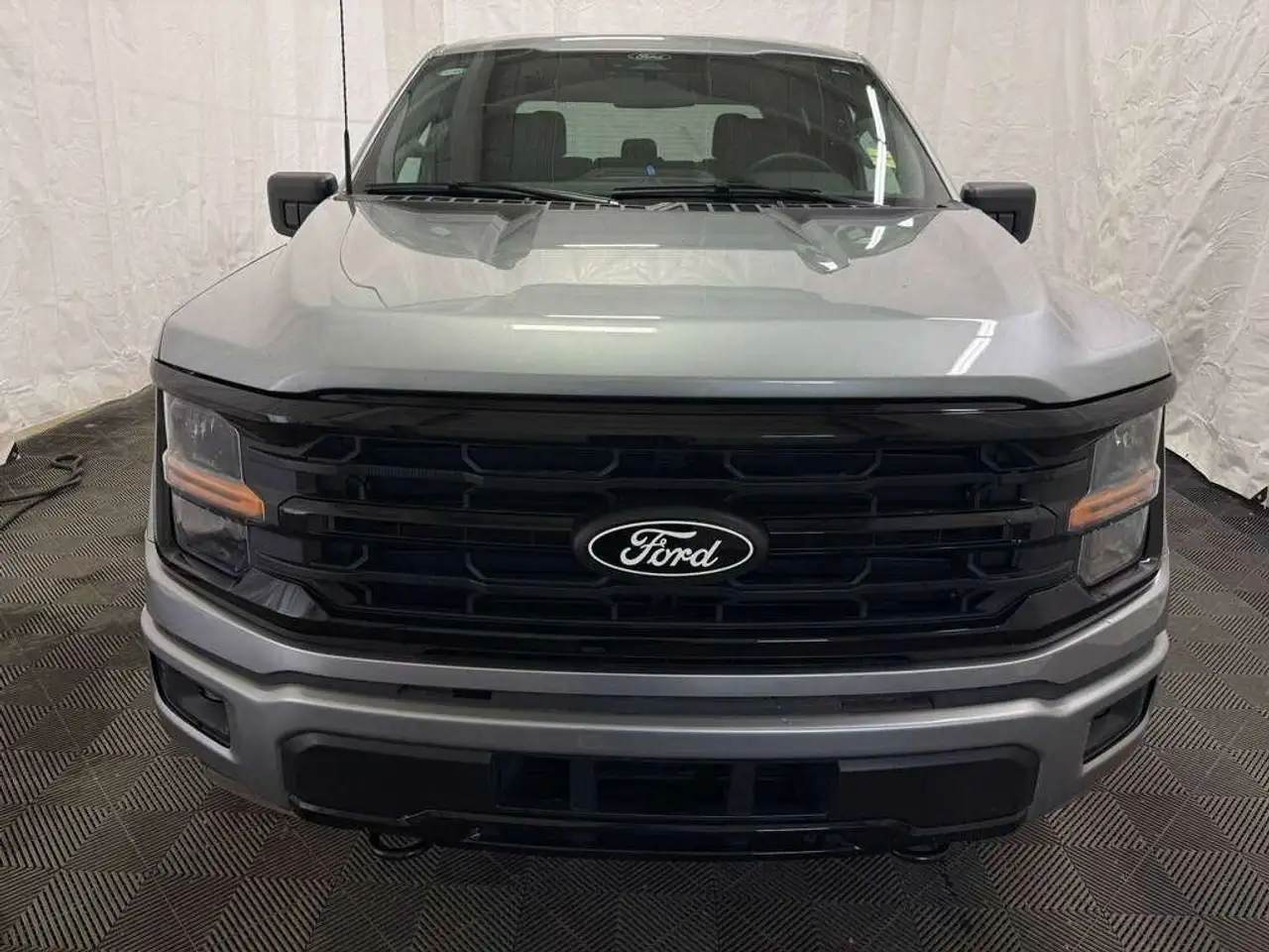 Ford F-150 - Image 5