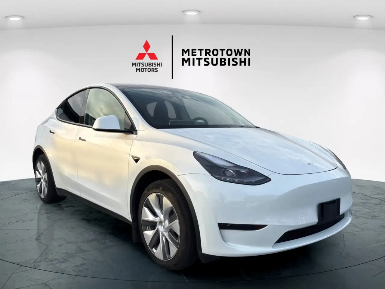 Tesla Model Y - Image 7