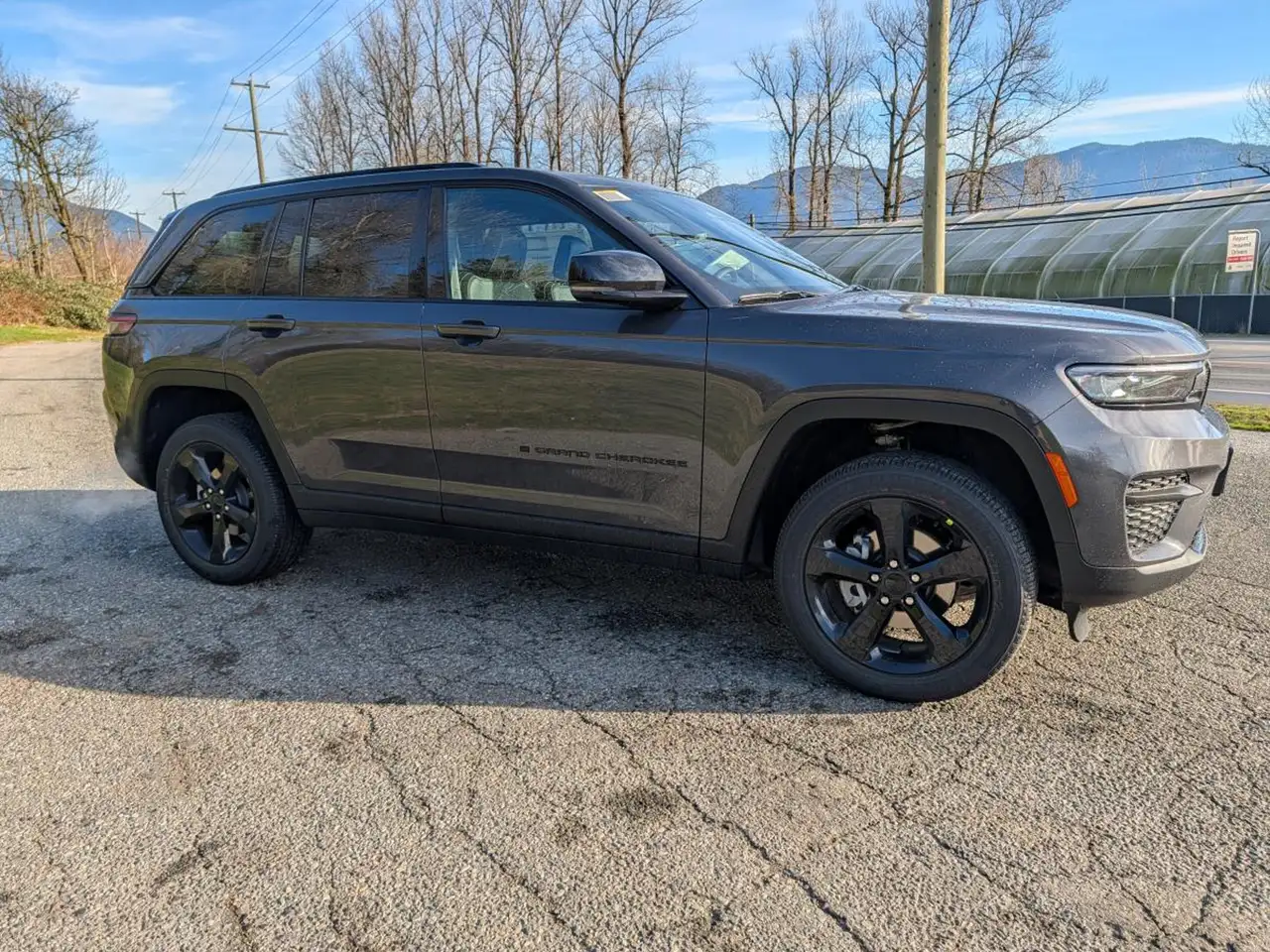 Jeep Grand Cherokee - Image 4
