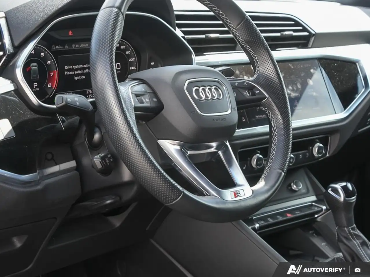 Audi Q3 - Image 13
