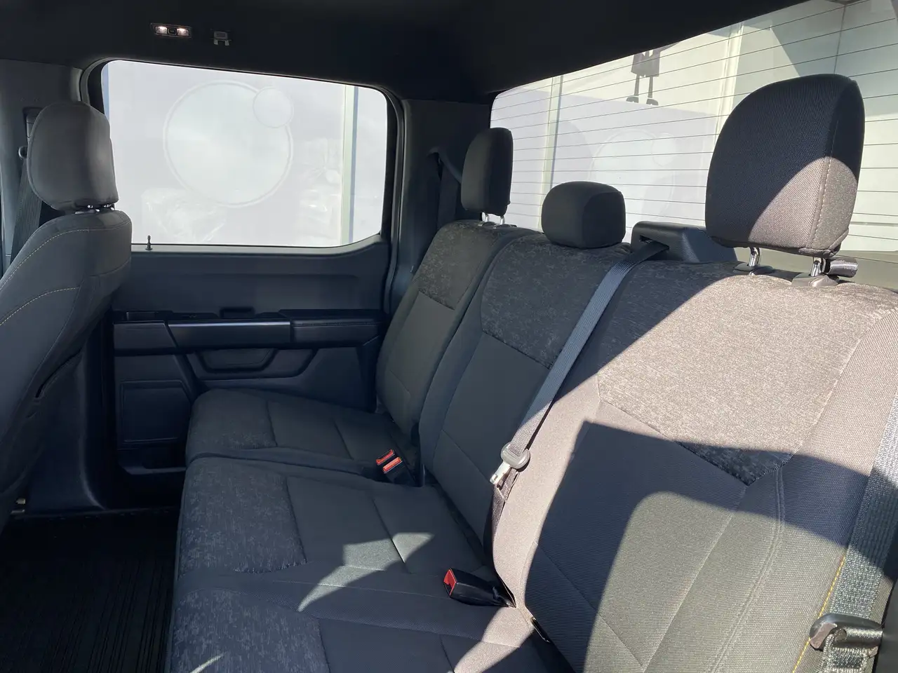 Ford F-150 - Image 19