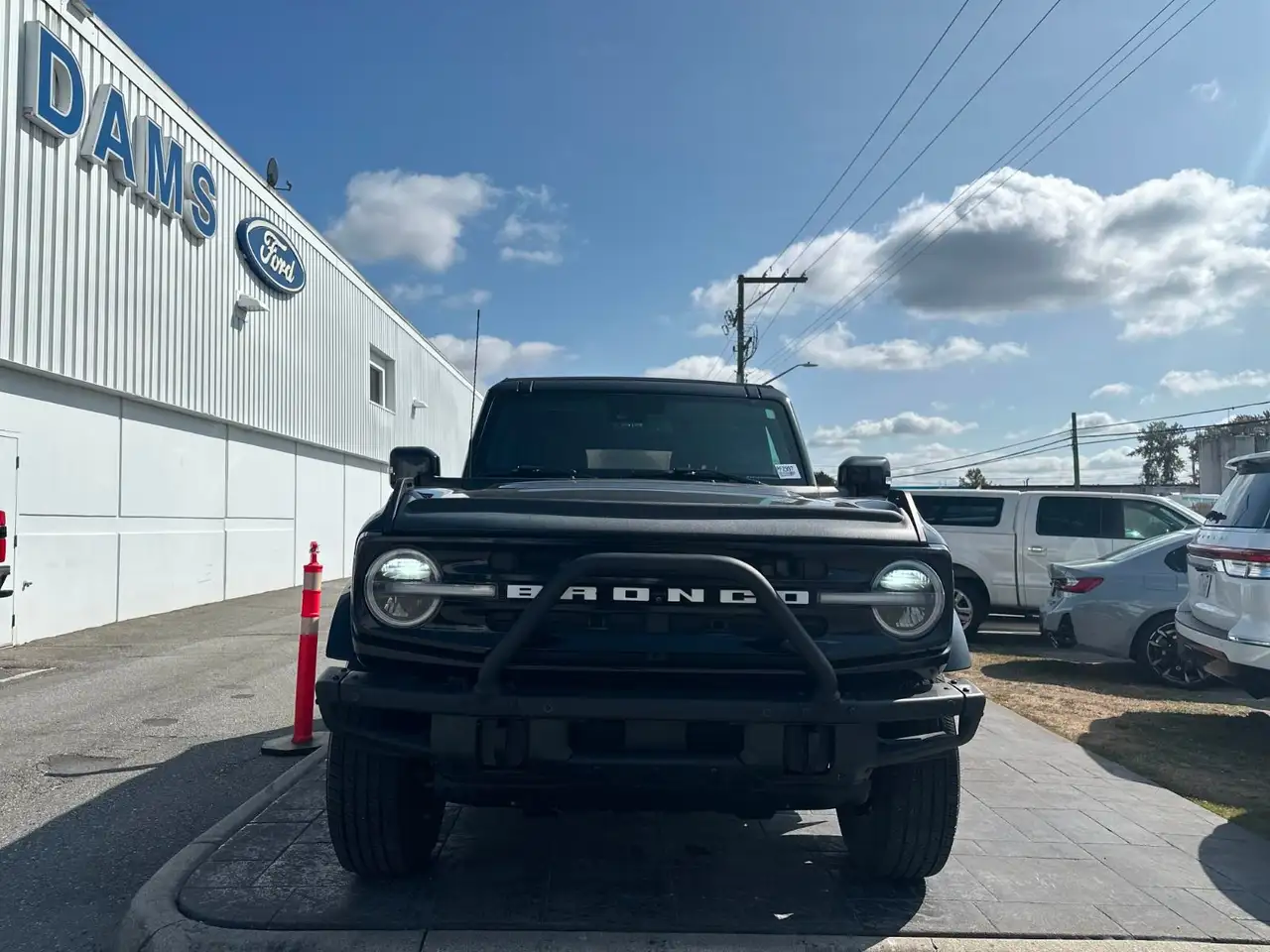 Ford Bronco - Image 7